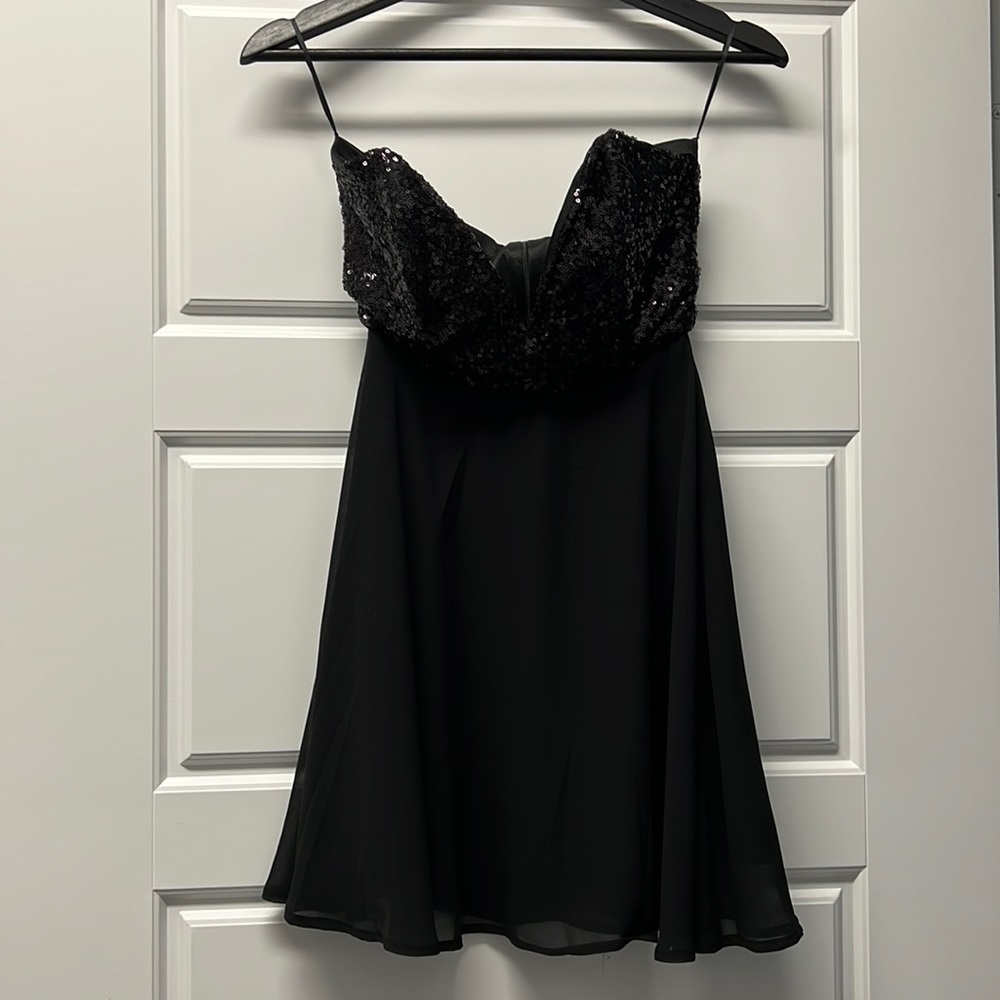 Tobi Black Strapless Sequin Mini Dress, Size Small